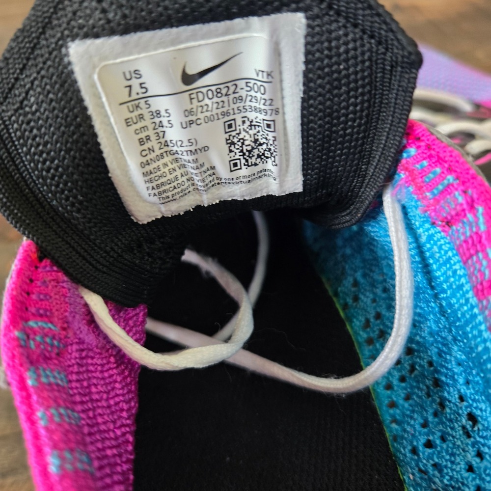Nike Air Max Flyknit Racer Womens 7.5 Fuchsia Blue Sneaker, Neon Cybercore Y2K - Picture 6 of 8